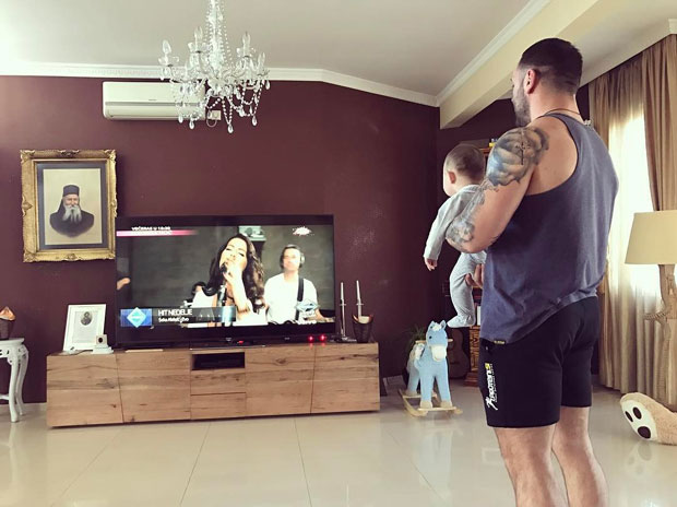 Секини дечаци гледају нови спот